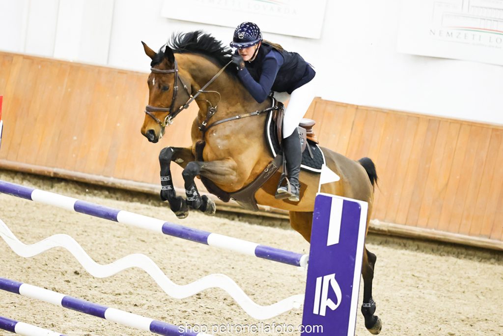 Forgács Nóra - Independence Touch BBA